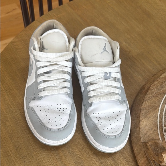 Women’s Air 1 Jordan Low Gray and White Sneakers - Picture 4 of 6